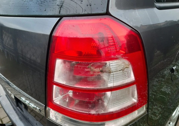 Opel Zafira cena 14000 przebieg: 212500, rok produkcji 2009 z Brańsk małe 106
